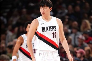 网页版登录入口-开拓者大胜老鹰，杨瀚森未出场却迎坏消息：竞争对手里斯状态出色