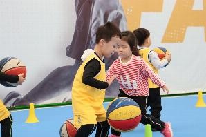 比赛进行8天！全国U14青少年篮球联赛拉动当地消费超300万元